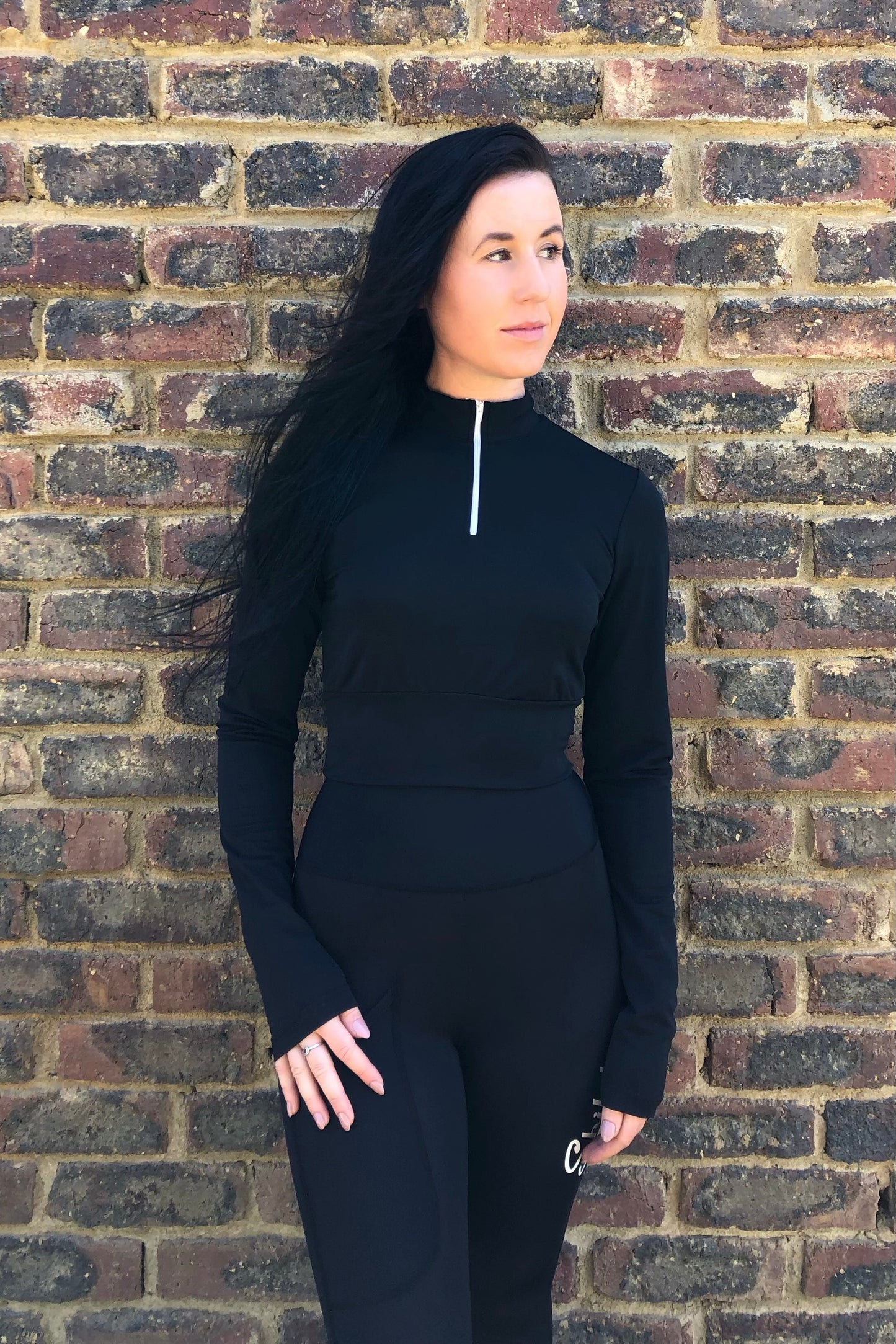 Shiloh Long Sleeve Crop Top - Black